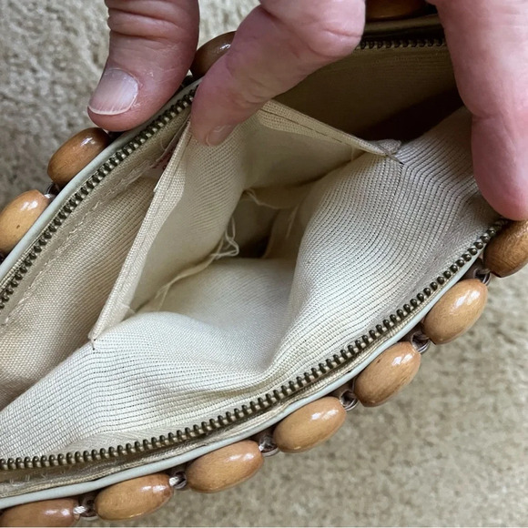 Vintage Small Tan Wooden Bead Japanese Purse - Made In Japan - GUC* (read) - Picture 9 of 11
